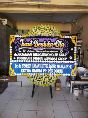 Papan Bunga di Matraman